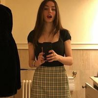 See alicecall18 naked photo and video