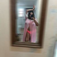 See queenbee14 naked photo and video