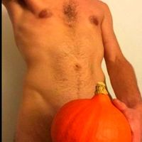 See juliaan222 naked photo and video