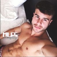 See milesrecofsky naked photo and video