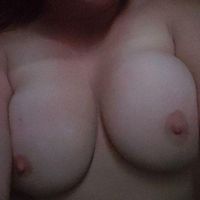 See heidiwaigh530 naked photo and video